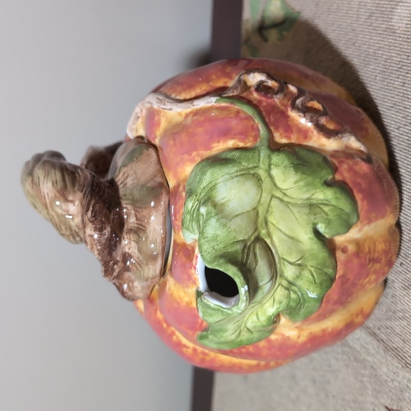 Ceramic Pumpkin Teapot - Picture 4 of 7